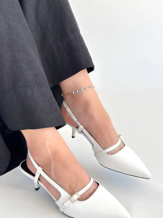 Darina Beyaz Cilt Topuklu Ayakkabı Darina Beyaz Cilt Topuklu Ayakkabı