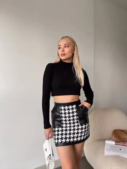 Deri Garnili Kaz Ayağı Kaşe Etek Siyah H24604