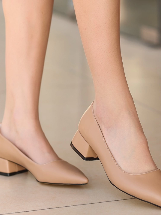 Desniy Nude Cilt Topuklu Ayakkabı Desniy Nude Cilt Topuklu Ayakkabı