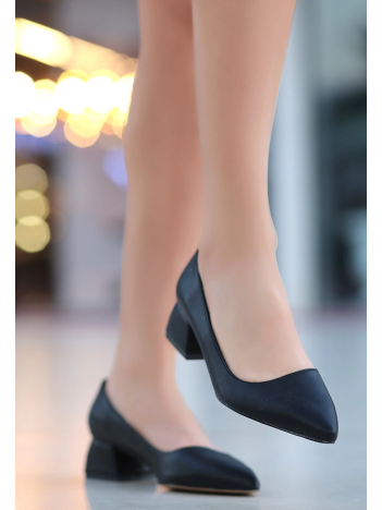 Desniy Siyah Cilt Topuklu Ayakkabı Desniy Siyah Cilt Topuklu Ayakkabı