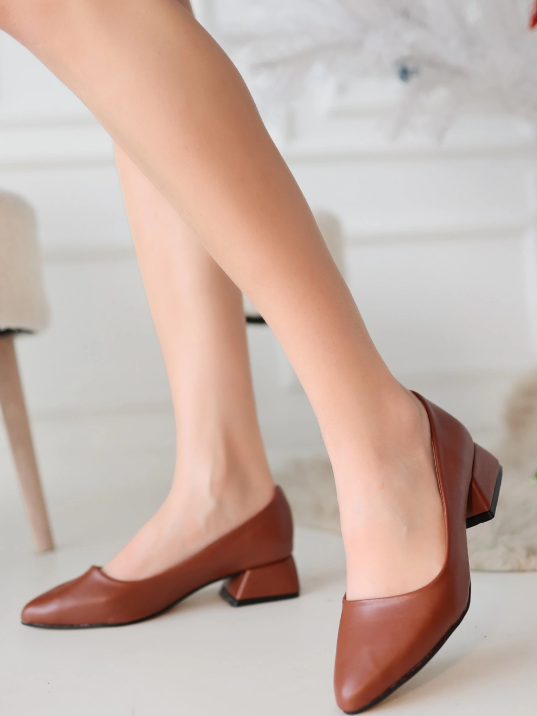 Desniy Taba Cilt Topuklu Ayakkabı Desniy Taba Cilt Topuklu Ayakkabı