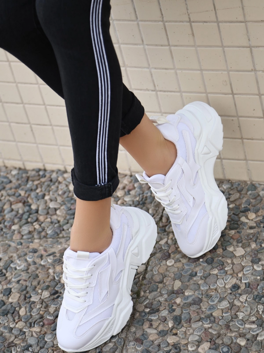 Dica Beyaz Cilt Bağcıklı Spor Ayakkabı