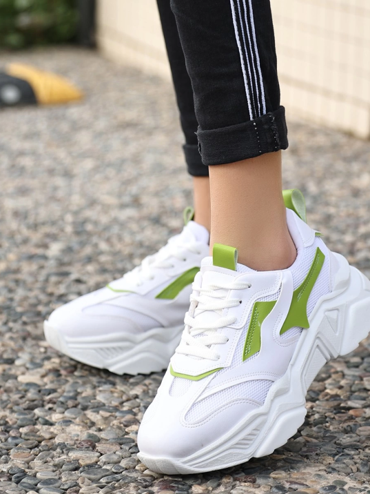 Dica Beyaz Cilt Yeşil Detaylı Bağcıklı Spor Ayakkabı