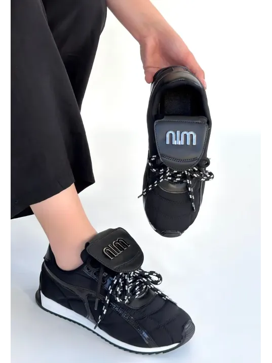 Dissa Siyah Cilt Bağcıklı Paraşüt Detaylı Spor Ayakkabı