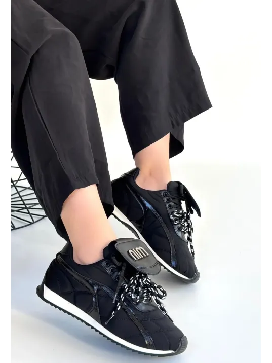 Dissa Siyah Cilt Bağcıklı Paraşüt Detaylı Spor Ayakkabı