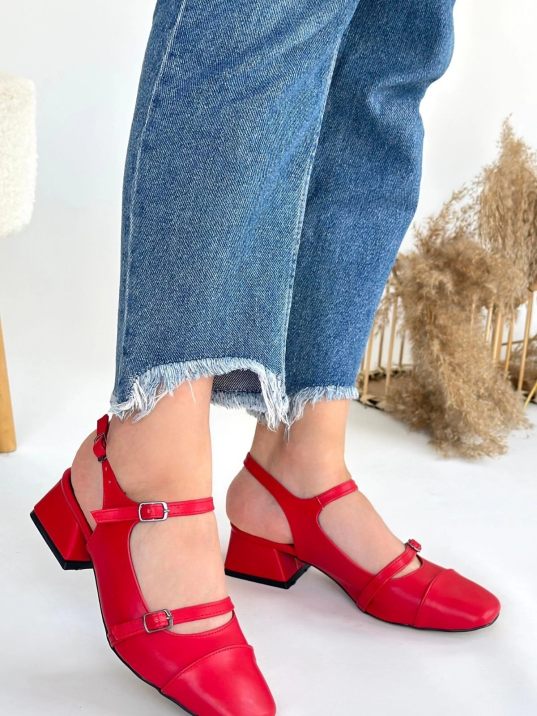 Doran Kırmızı Cilt Topuklu Ayakkabı Doran Kırmızı Cilt Topuklu Ayakkabı
