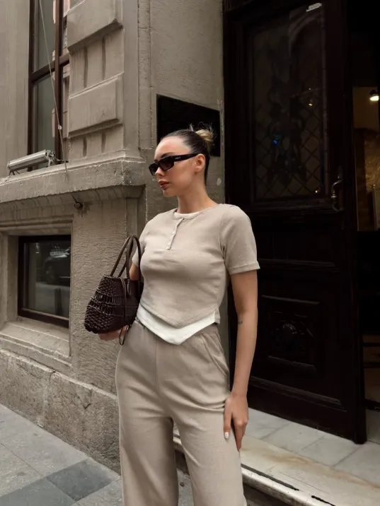 Düğme Yakalı Bej Alt Üst Takım S3943