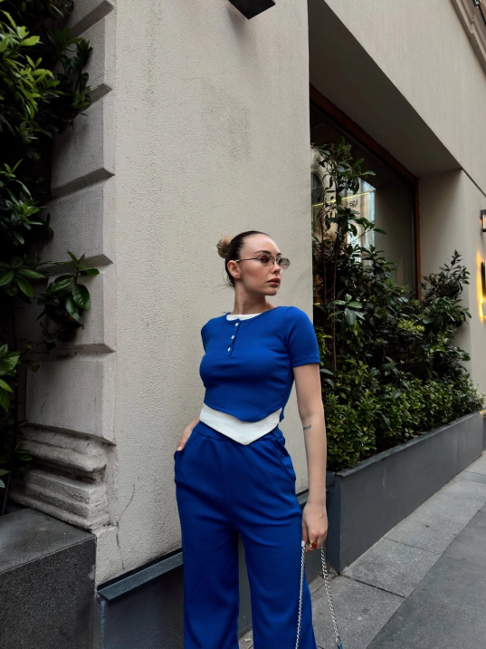 Düğme yakalı saks alt üst takım s3943 Düğme yakalı saks alt üst takım s3943