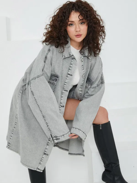 Düz Gömlek Yaka Kadın Gri Kuş Gözü Cepli Kot Ceket Düz Gömlek Yaka Kadın Gri Kuş Gözü Cepli Kot Ceket