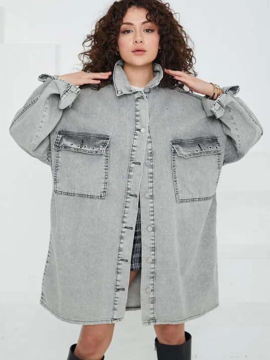 Düz Gömlek Yaka Kadın Gri Kuş Gözü Cepli Kot Ceket Düz Gömlek Yaka Kadın Gri Kuş Gözü Cepli Kot Ceket