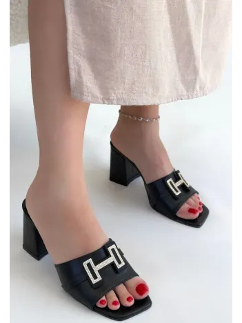 Erew Siyah Cilt Topuklu Terlik