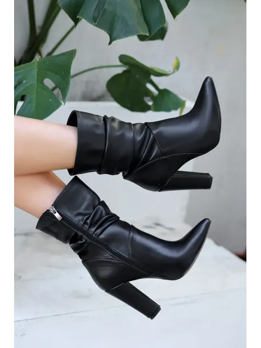 Erita Siyah Cilt Topuklu Çizme Erita Siyah Cilt Topuklu Çizme