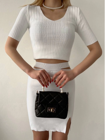 Etekli triko takım beyaz t23107