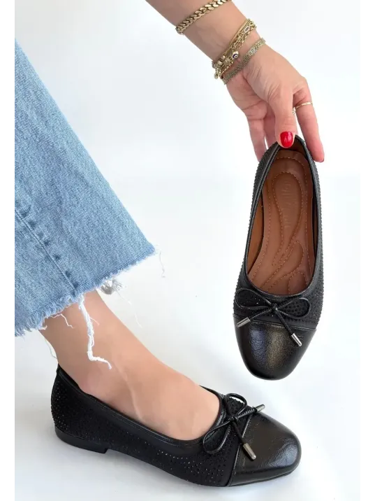 Etya Siyah Cilt Babet Ayakkabı Etya Siyah Cilt Babet Ayakkabı