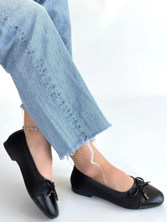 Etya Siyah Cilt Babet Ayakkabı Etya Siyah Cilt Babet Ayakkabı