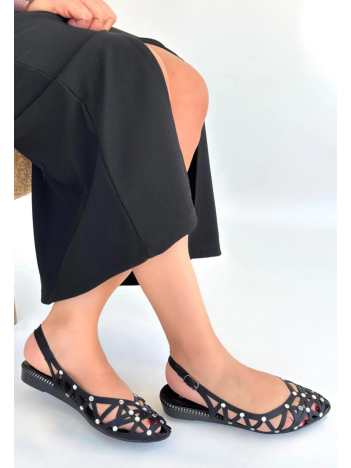 Faty Siyah Cilt Babet Ayakkabı Faty Siyah Cilt Babet Ayakkabı