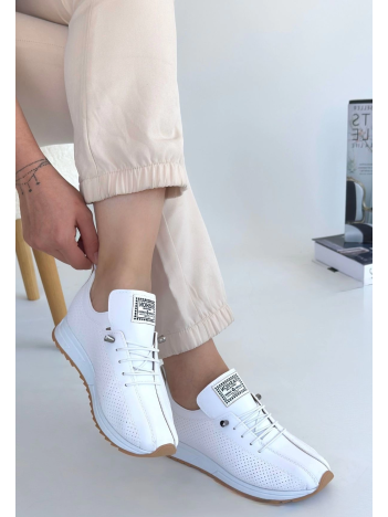 Fiert Beyaz Cilt Bağcıklı Spor Ayakkabı Fiert Beyaz Cilt Bağcıklı Spor Ayakkabı