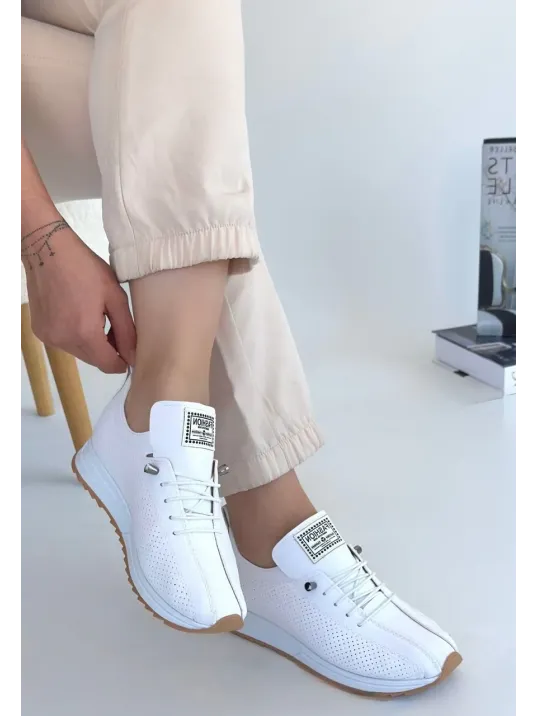 Fiert Beyaz Cilt Bağcıklı Spor Ayakkabı