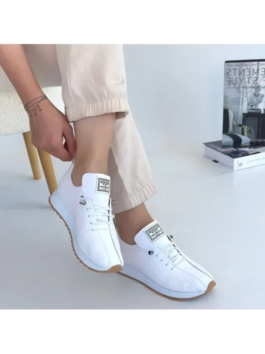 Fiert Beyaz Cilt Bağcıklı Spor Ayakkabı