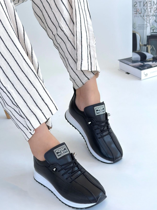 Fiert Siyah Cilt Bağcıklı Spor Ayakkabı Fiert Siyah Cilt Bağcıklı Spor Ayakkabı