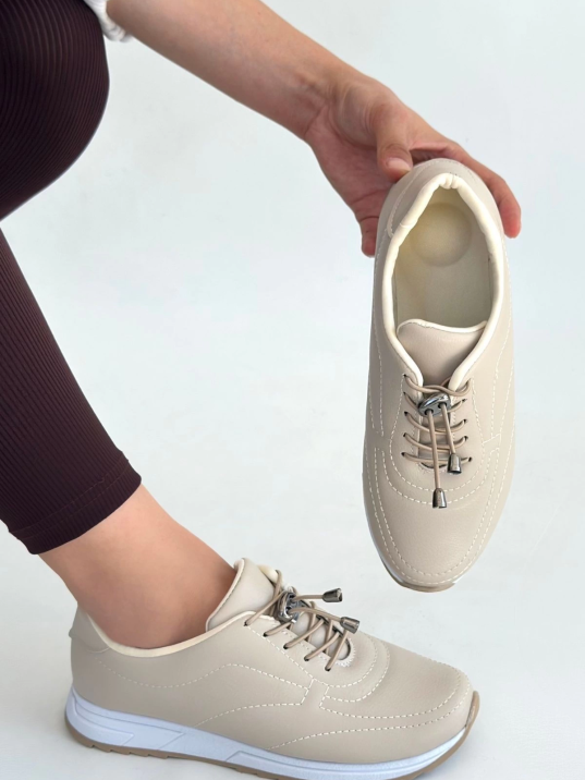 Finna Bej Cilt Bağcıklı Spor Ayakkabı Finna Bej Cilt Bağcıklı Spor Ayakkabı