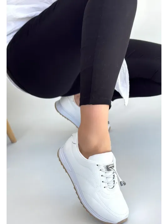 Finna Beyaz Cilt Bağcıklı Spor Ayakkabı