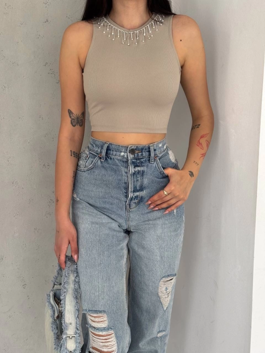 fitilli kaşkorse yakası zincirli atlet vizon fitilli kaşkorse yakası zincirli atlet vizon