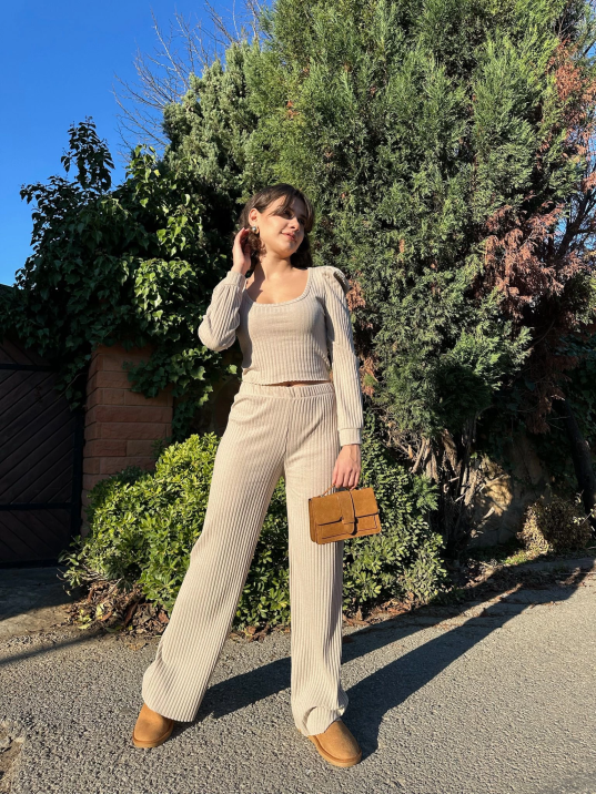 Fitilli prenses kol alt üst takım bej Fitilli prenses kol alt üst takım bej