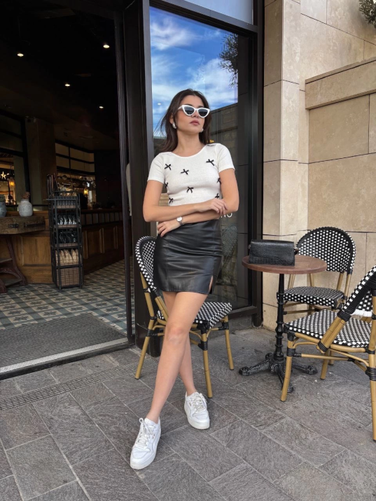 Fiyonklu bluz Fiyonklu bluz