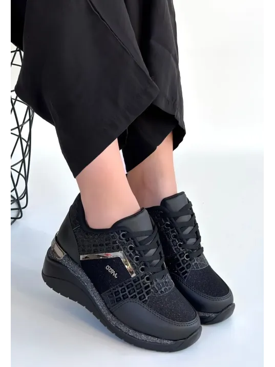 Geja Siyah Cilt Bağcıklı Spor Ayakkabı