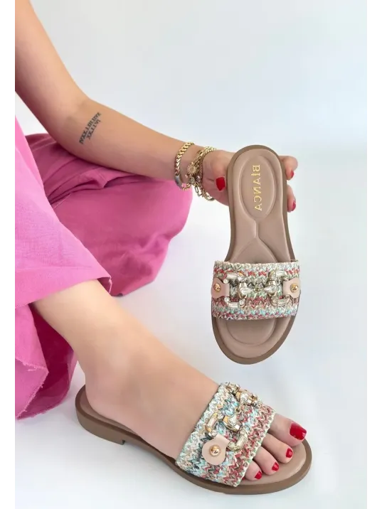 Gonne Renkli Hasır Dokuma Terlik