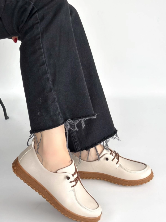 Guot Bej Cilt Bağcıklı Babet Ayakkabı