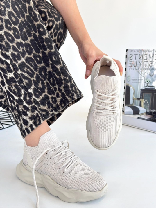 Henta Bej Triko Bağcıklı Spor Ayakkabı Henta Bej Triko Bağcıklı Spor Ayakkabı