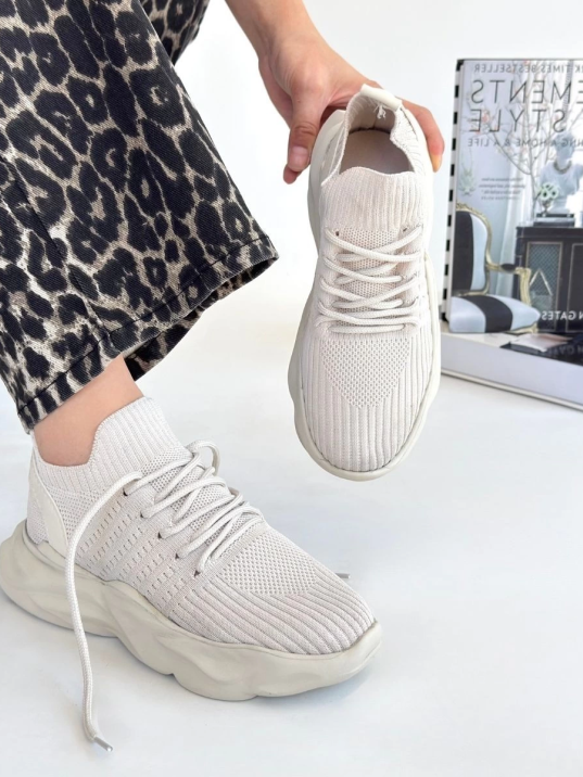 Henta Bej Triko Bağcıklı Spor Ayakkabı Henta Bej Triko Bağcıklı Spor Ayakkabı