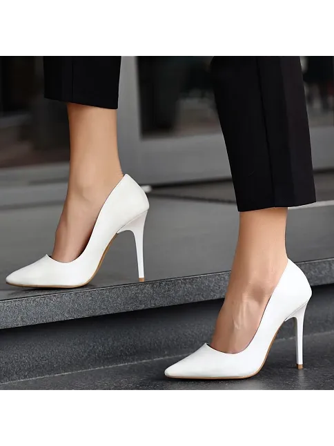 Hillar Beyaz Cilt Stiletto Ayakkabı