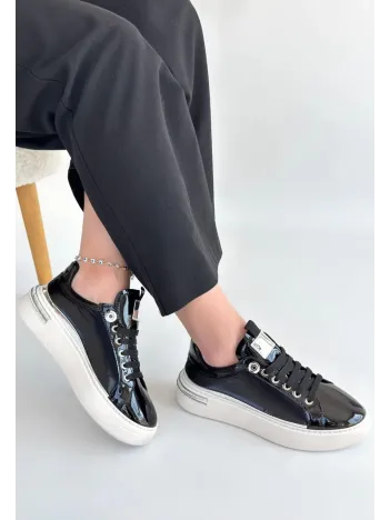 Hley Siyah Rugan Paraşüt Detaylı Bağcıklı Spor Ayakkabı Hley Siyah Rugan Paraşüt Detaylı Bağcıklı Spor Ayakkabı