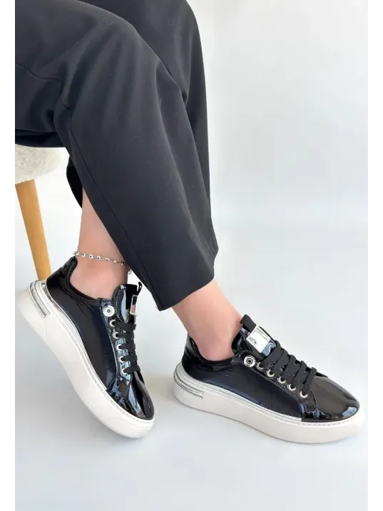 Hley Siyah Rugan Paraşüt Detaylı Bağcıklı Spor Ayakkabı Hley Siyah Rugan Paraşüt Detaylı Bağcıklı Spor Ayakkabı