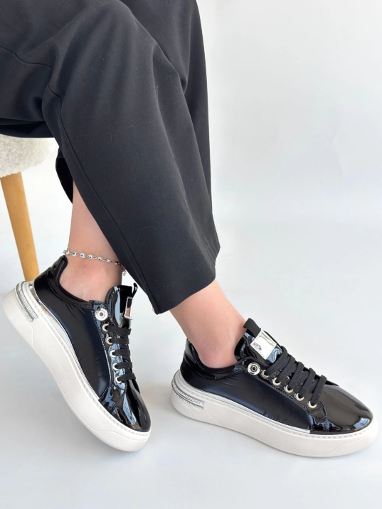 Hley Siyah Rugan Paraşüt Detaylı Bağcıklı Spor Ayakkabı Hley Siyah Rugan Paraşüt Detaylı Bağcıklı Spor Ayakkabı