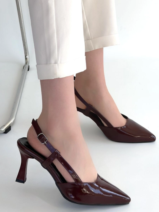 Hoost Bordo Rugan Topuklu Ayakkabı