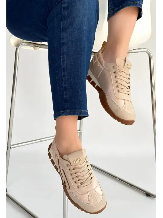 Huer Bej Nubuk Bağcıklı Spor Ayakkabı