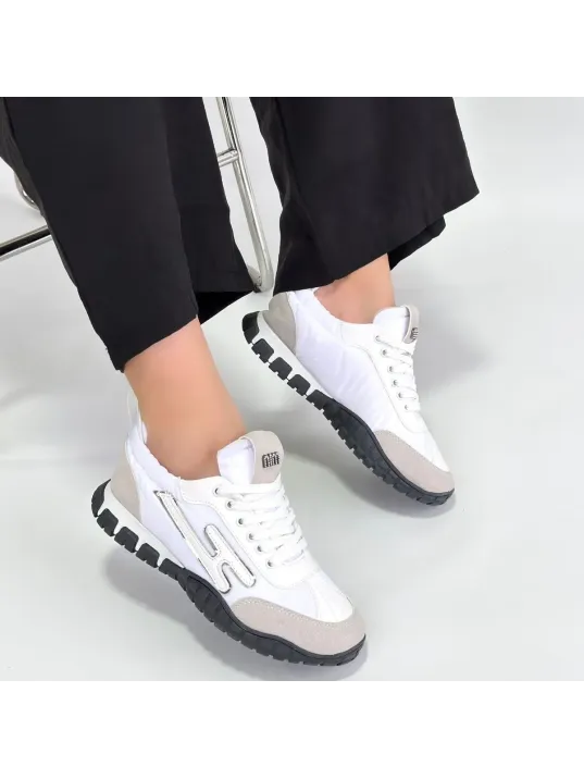 Huer Beyaz Nubuk Bağcıklı Spor Ayakkabı