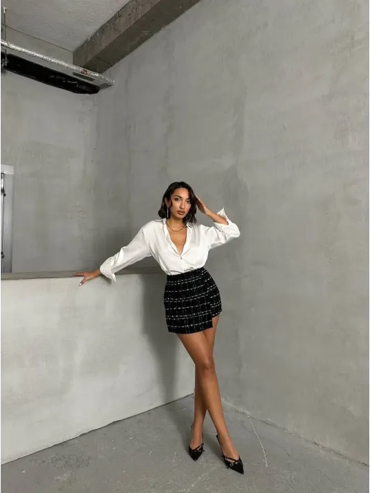 İki Düğmeli Ch Kumaş Şort Etek Siyah H26414