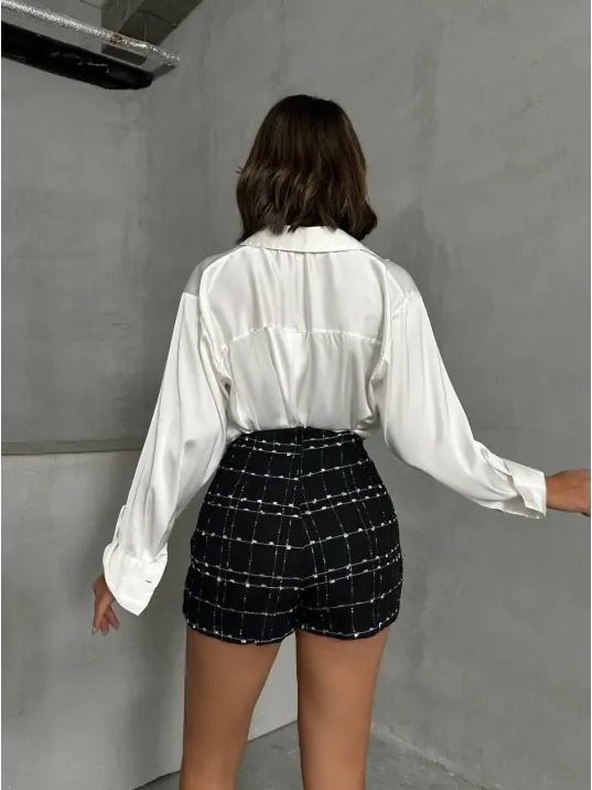 İki Düğmeli Ch Kumaş Şort Etek Siyah H26414