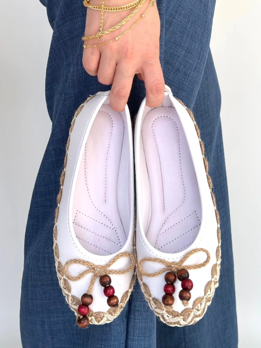 Ilwe Beyaz Cilt Babet Ayakkabı