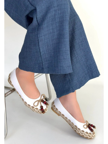 Ilwe Beyaz Cilt Babet Ayakkabı Ilwe Beyaz Cilt Babet Ayakkabı