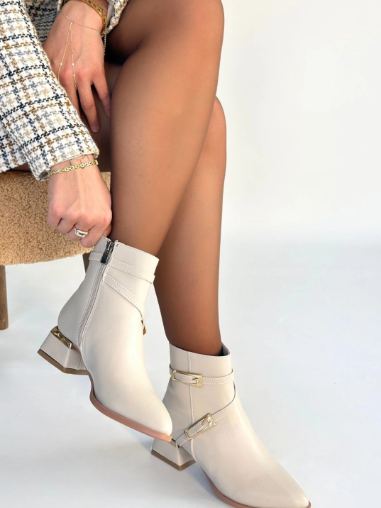 İnay Bej Cilt Topuklu Bot