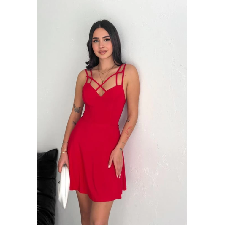 İnce çift askılı mini elbise İnce çift askılı mini elbise