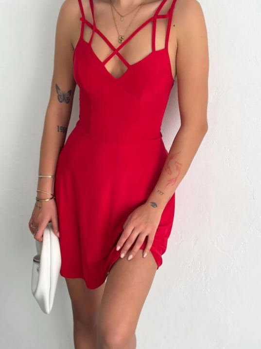 İnce çift askılı mini elbise