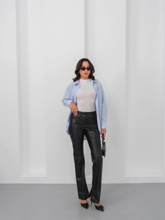 İspanyol Yırtmaçlı Paça Deri Pantolon Siyah Hn İspanyol Yırtmaçlı Paça Deri Pantolon Siyah Hn