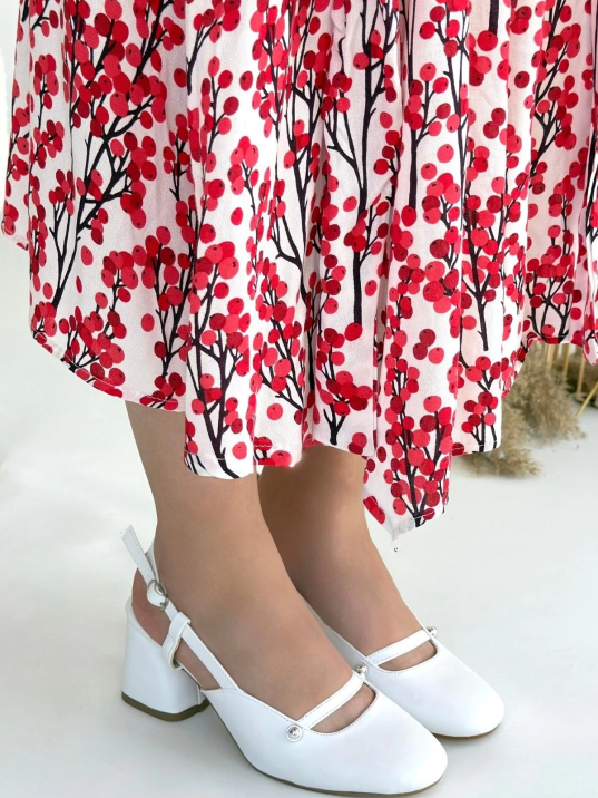 Jecci Beyaz Cilt Topuklu Ayakkabı Jecci Beyaz Cilt Topuklu Ayakkabı